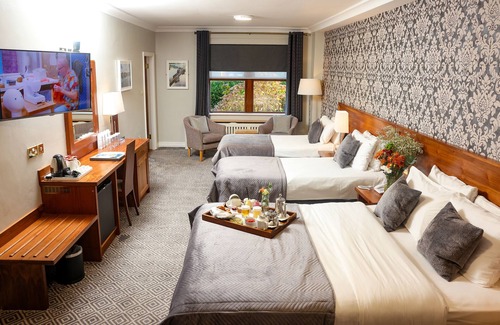 Ballina Hotel | The Lakeside Hotel & Leisure Centre