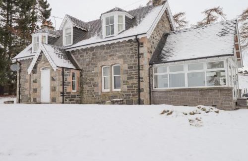 Kingussie House | The Larches