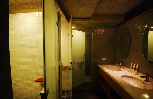 Daguang Hotel | The Light Inn