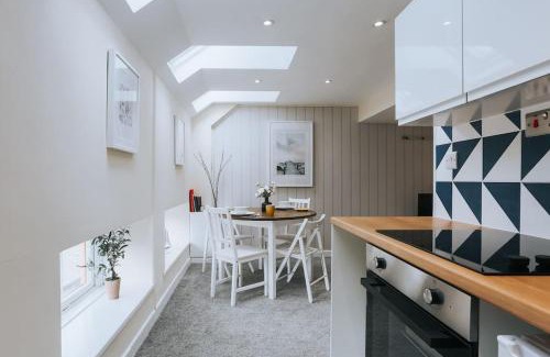 Tavistock Apartment | The Lighthouse, Boutique apartment in the town centre