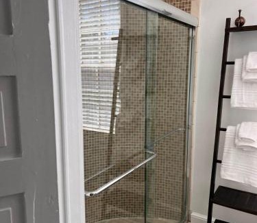 Burlington Bed & Breakfast | The Lily Inn - Burlington