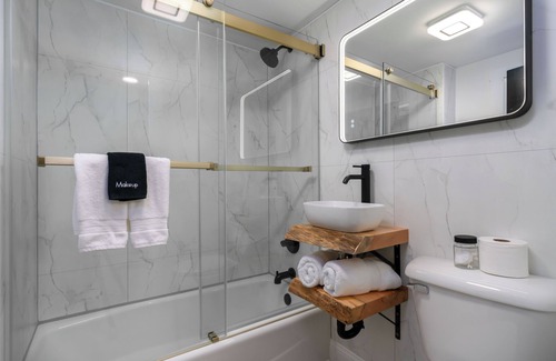 Ellicottville Hotel | The Lincoln Boutique Motel