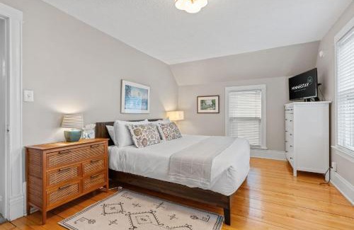 Linden Hills House | The Linden House