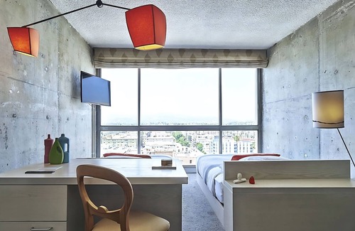 Wilshire Center Hotel | The LINE Hotel Los Angeles, High-level Hollywood Hills View Double, Onsite Pool!