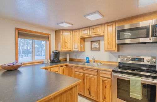 College House | The Little Airport Getaway