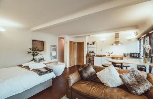 Embleton House | The Little Fish