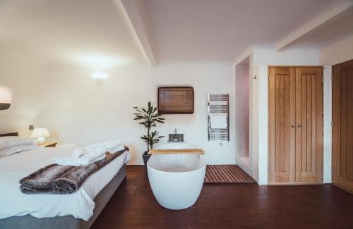 Embleton House | The Little Fish