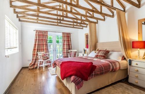 Hull House | The Little House In Hull