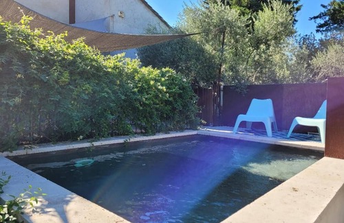 Velleron House | The little house in Velleron