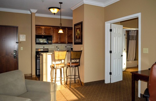 Flat Rock Hotel | The Lodge at Flat Rock