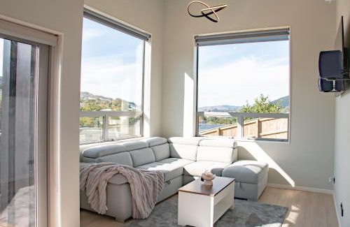 Tawa House | The Lodge @ Pembroke