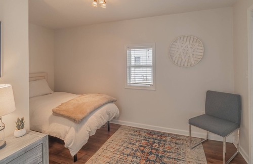Marion House | The Loft On Landess St.