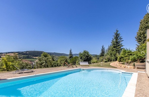 La Roche-Vineuse House | The Logis of the Fairies - THE WINE ROCK
