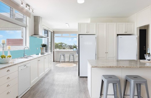 Coffs Harbour Apartment | The Lookout Lounge | 5BR Coastal Home with Pool and Stunning Views
