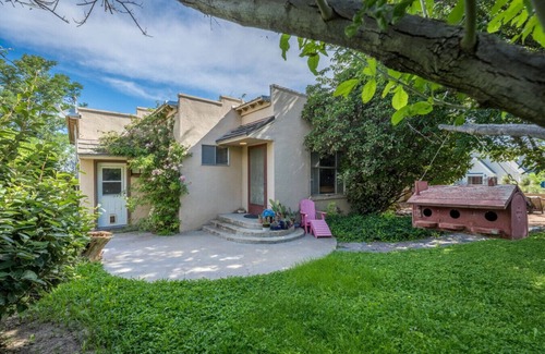 Alpine Apartment | The Lovie House - Historic Retreat