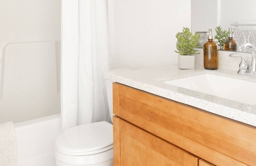Saugerties House | The Magnolia | A Modern Country Getaway | Saugerties NY