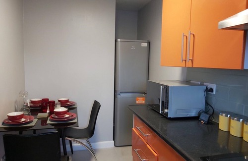 Dunstable Apartment | The Maltings - Huku Kwetu