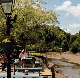 Tuckenhay Bed & Breakfast | The Maltsters Arms