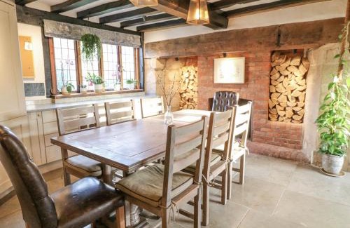 Denstone House | The Manor House