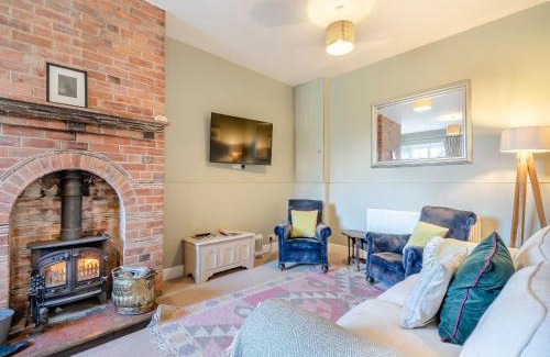 Sturminster Newton House | The Manor Stables - Uk48247