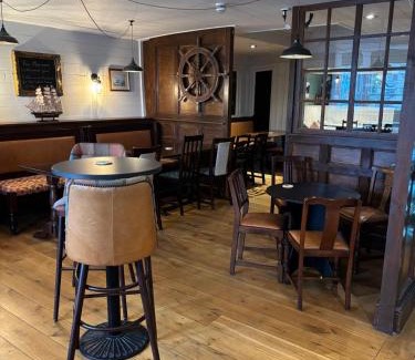 Mylor Churchtown Hotel | The Mariners