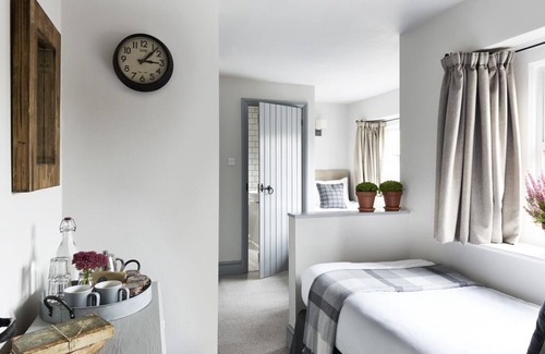 Meysey Hampton Hotel | The Masons Arms