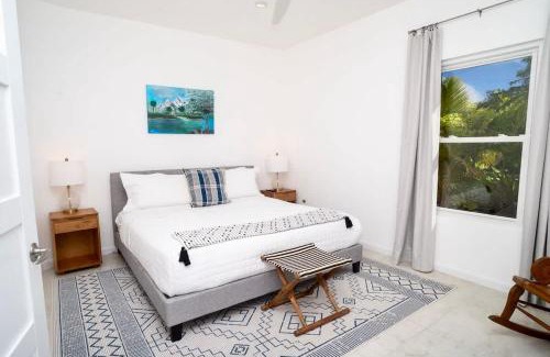 North Side House | The Mastic Sunnyhill Cottage