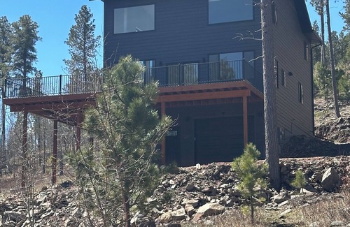 Rapid City House | The Matterhorn New home with breathtaking views!
