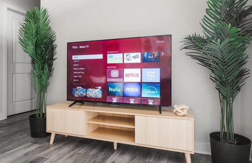 Whitestown Apartment | The Maureen