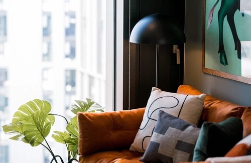 The Westside Apartment | The Mercian 1 XVIII- 1BDR |STUNNING CITY SKYLINE VIEWS! 24-Hour GYM | CINEMA roo
