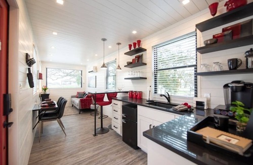 Waco House | The Merlot - Unique Container Home Near Waco Attractions