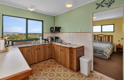 Karkari Peninsula House | The Mermaid's Rest - Whatuwhiwhi Holiday Home
