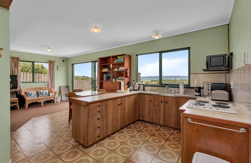 Karkari Peninsula House | The Mermaid's Rest - Whatuwhiwhi Holiday Home