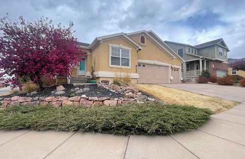 Northeast Colorado Springs House | The Mile High Oasis