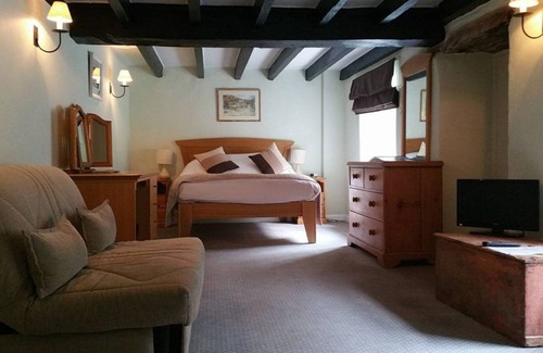 Treknow Hotel | The Mill House Inn