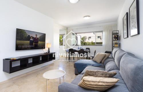 Granadilla de Abona Apartment | The Mills Santa Cruz, by Nivariahost