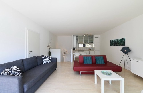 Caslano House | The Minimal House & SPA Swisshomebnb