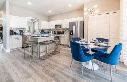 West Kissimmee House | The Minions Mansion 6br Resort Pool Home By Disney