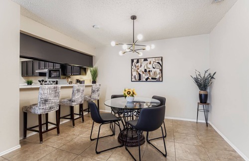 Wetmore House | The Mocha Beauty Townhome with 1 Car Garage - NW San Antonio