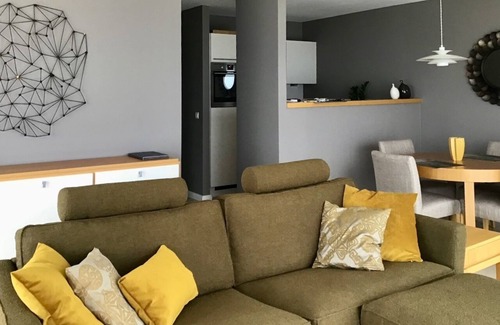 Grossenbrode Apartment | The mole house. Luxury in a prime location. Baltic Sea panorama and harbor view.