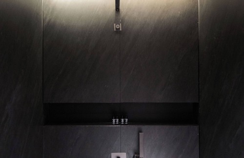 Guang'an Hotel | The Mountain Route