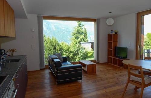 Quarten Apartment | The Mountains are Calling Retreat