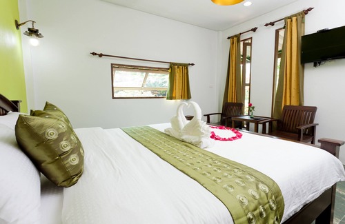 Khuekkhak Hotel | The Mouth Resort