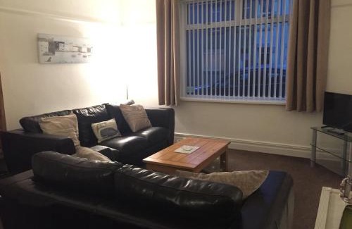 Newbiggin-by-the-Sea House | The Mules