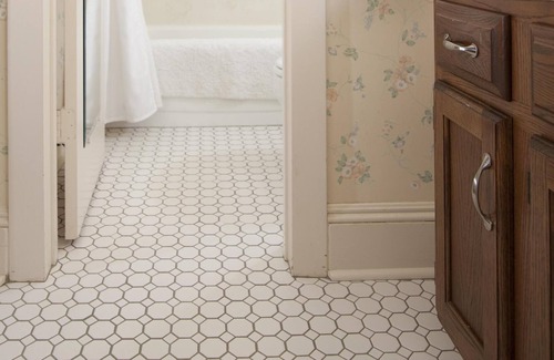 Natchez House | The Natchez Pearl - Carriage House Suite