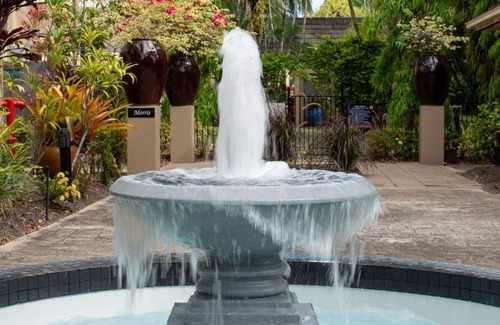 Cairns North Apartment | The Nest Cairns - 4 Pools BBQ Resort