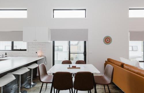 Jindabyne House | The Nix - 9 of 13 Reedys Cutting Road