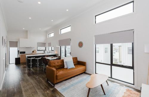 Jindabyne House | The Nix - 9 of 13 Reedys Cutting Road