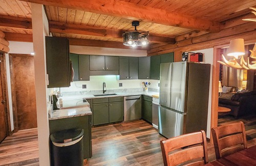 Hawthorne Valley House | "The Northern Star" Townhouse @ Snowshoe on Raven Golf Course