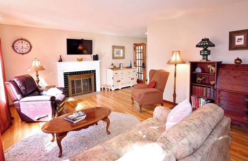 Howland Corners House | The Nut House- Newly Renovated in Peaceful Setting